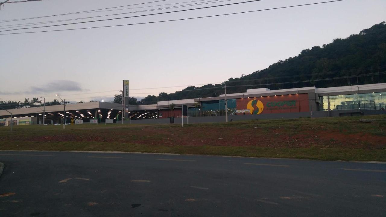 Apartamento Inteiro 2 Quartos Mobiliado Jaraguá do Sul Buitenkant foto